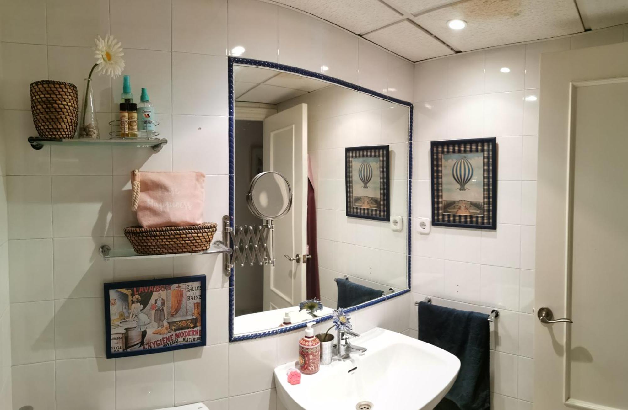 Habitacion Agradable Con Bano Individual إشبيلية الغرفة الصورة